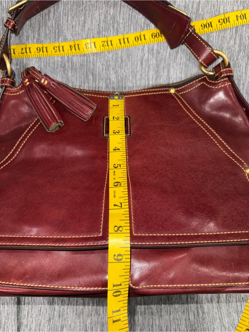 Dooney & Bourke Kingston Shoulder bag in Bordeaux Florentine leather - Picture 6 of 15